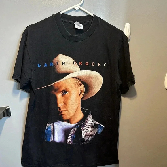 VTG garth brooks world tour international black round neck tshirt short sleeve - Picture 1 of 9